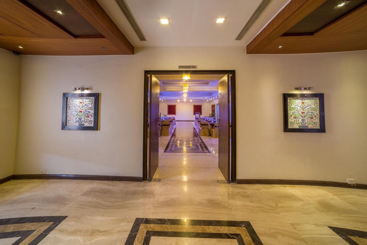 Amantra Comfort Hotel Udaipur Exterior photo