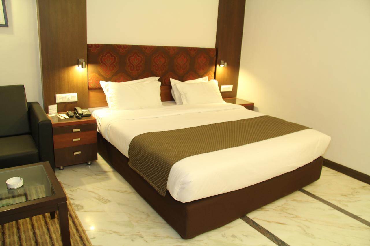 Amantra Comfort Hotel Udaipur Exterior photo